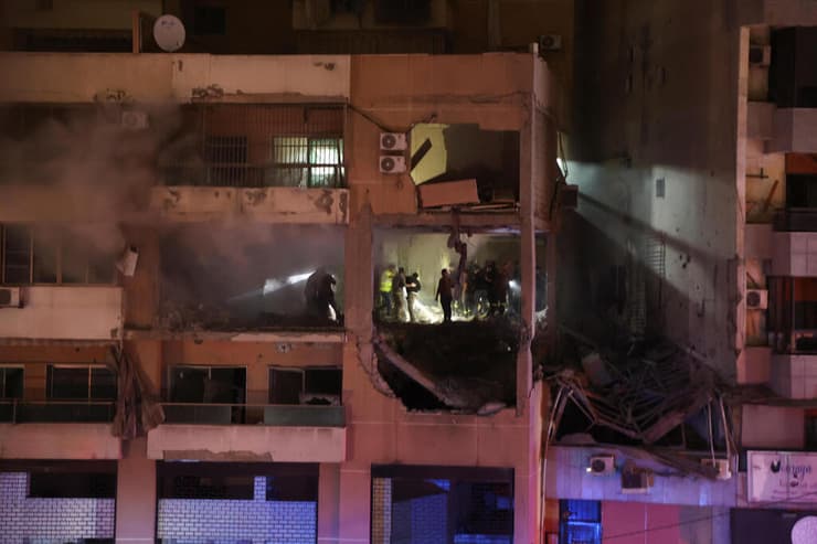 תיעוד מהפיצוץ ברובע הדאחייה בביירות, לבנון