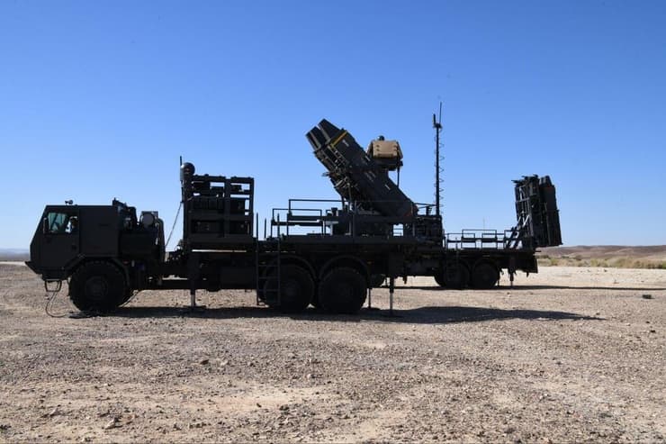 ניסוי מערכת ההגנה האווירית  של חברת רפאל