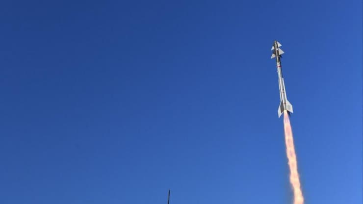 ניסוי מערכת ההגנה האווירית  של חברת רפאל