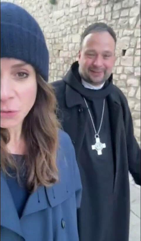 אב המנזר הבנדיקטיני בירושלים שהותקף ביריקות על ידי שני צעירים יהודים אב המנזר הבנדיקטיני בירושלים הותקף ביריקות על ידי שני צעירים יהודים
