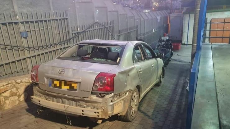 משפחה נקלעה למארב אבנים בצפון