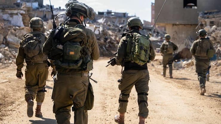 כוחות מילואים בחאן יונס, פברואר 2022. ככל שזמן חולף העומס כבד יותר (צילום.: דובר צה"ל) פעילות צוות הקרב של חטיבה 646 בחאן יונס