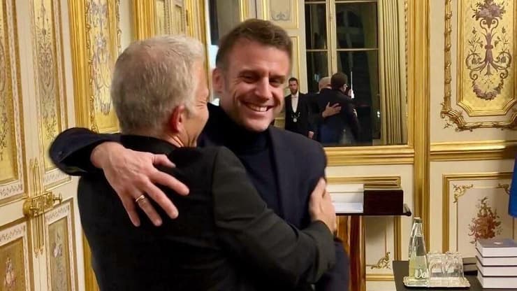 לפיד: "הכרזת מקרון היא שגיאה ערכית" יאיר לפיד בפגישה עם נשיא צרפת עמנואל מקרון בארמון האליזה בפריז