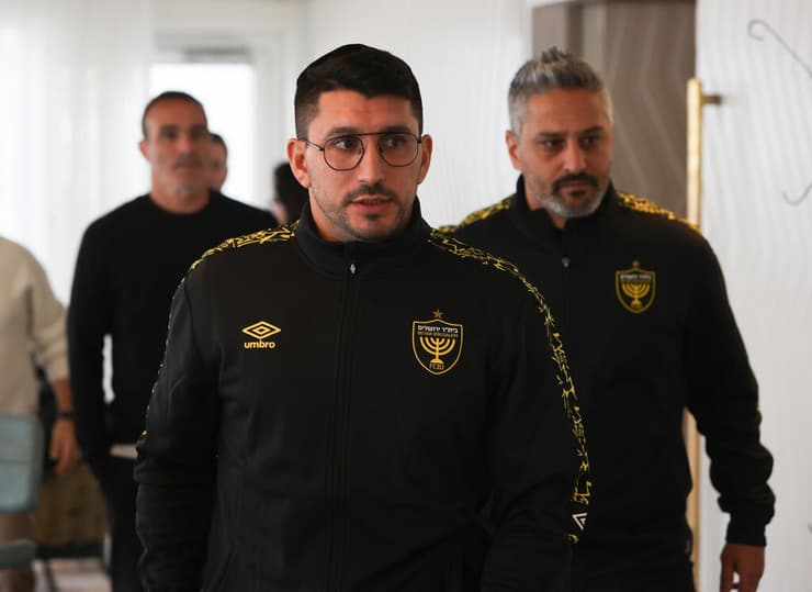 המנהל המקצועי של בית"ר ירושלים אלמוג כהן