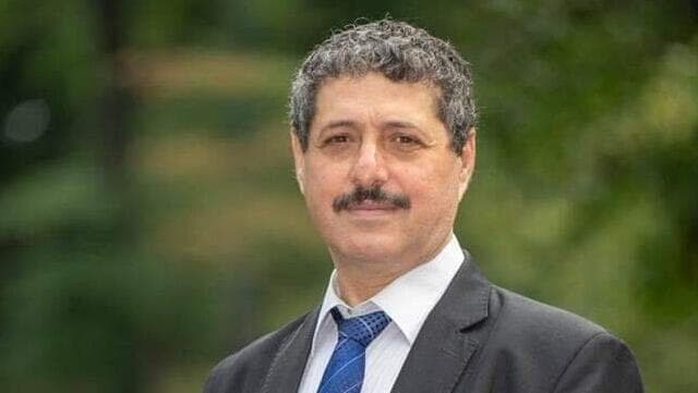 בחוץ: ג'עפר פרח שפרש בעקבות עדויות נשים על הטרדה מינית ג'עפר פרח