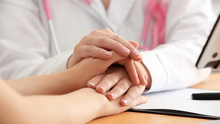 בית חולים קפלן. מתמחים בשחזורי שד