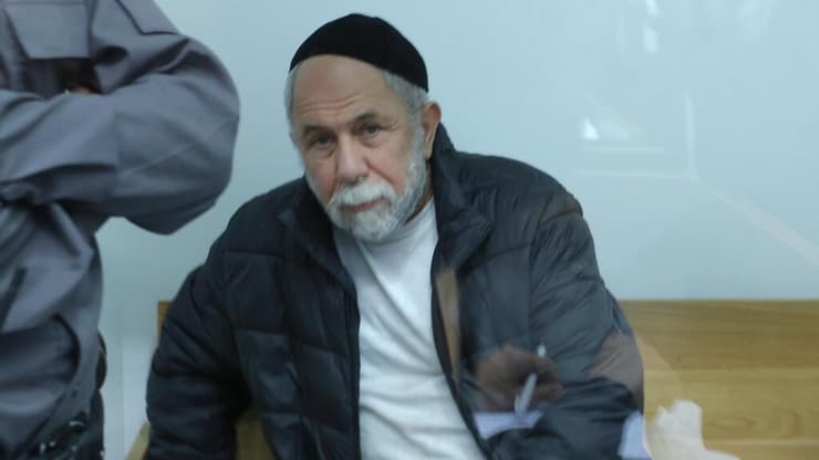 ציון ונונו בבית המשפט (צילום: שאול גולן) ציון ונונו