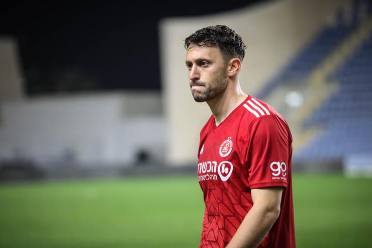 בהפועל הבהירו לו כי מוטב מבחינתו שיחפש לעצמו קבוצה אחרת. אלטמן (צילום: עוז מועלם) עומרי אלטמן