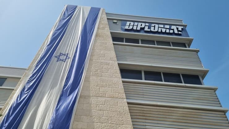 משרדי דיפלומט (צילום: מירב קריסטל) משרדי דיפלומט