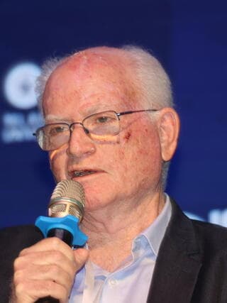 עמוס גלעד בכנס השנתי הבינלאומי ה-17 של INSS בסימן מלחמת חרבות ברזל