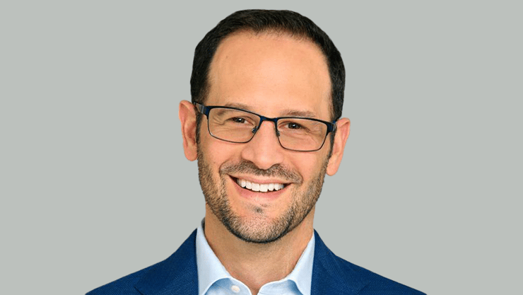 מנכ"ל רשת הנכנס, אמיליאנו קלמזוק