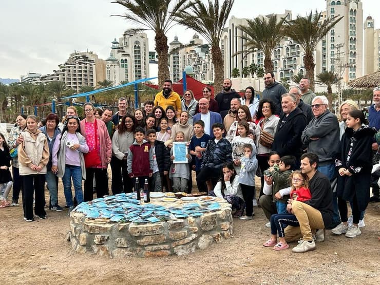 קהילת עין השלושה - ביום שעזבו את אילת