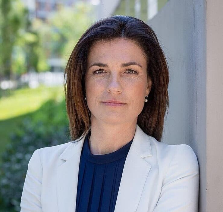 הונגריה שרת המשפטים לשעבר יודית ורגה הקלטות סודיות בעלה לשעבר טוען ל פרשת שחיתות