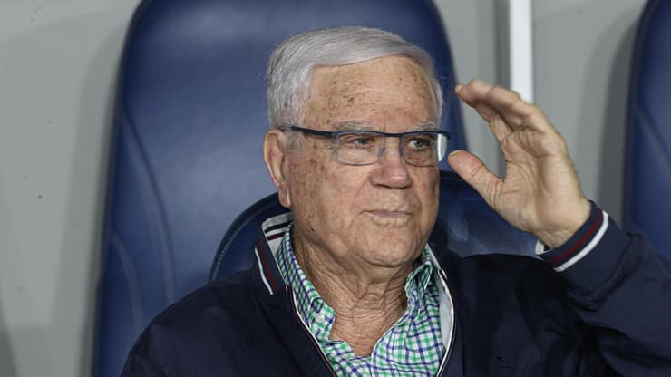 בעלי מכבי חיפה יעקב שחר