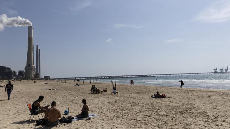חוף שדות ים. ארכיון (צילום: Amir Levy/Getty Images) חוף שדות ים