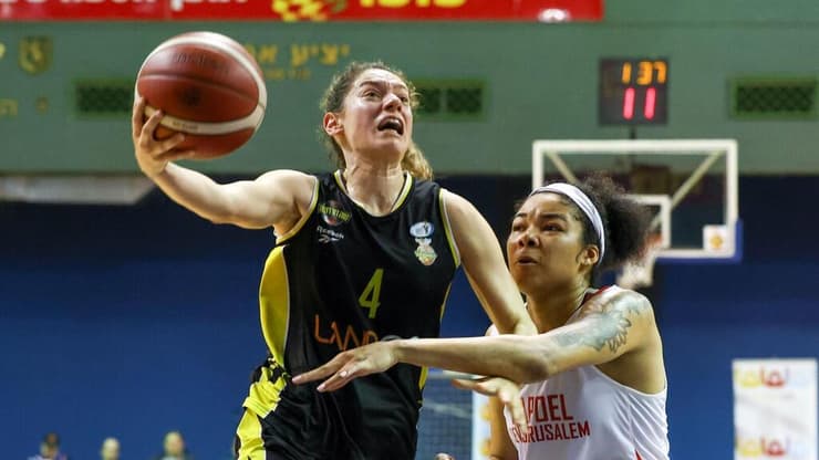 רוטברג בדרך לסל