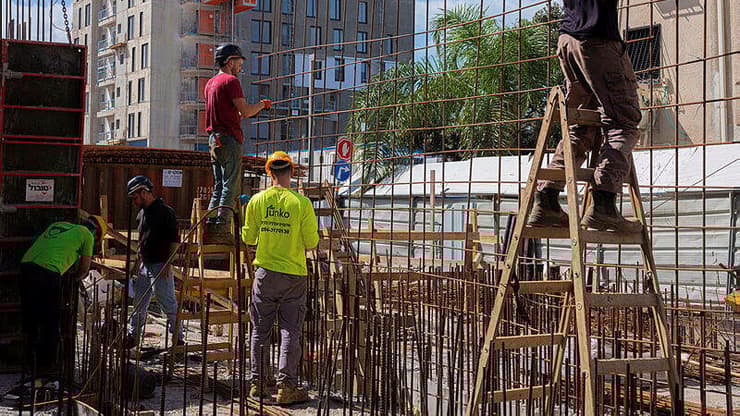 אתר בנייה (צילום: יובל חן) אתר בנייה