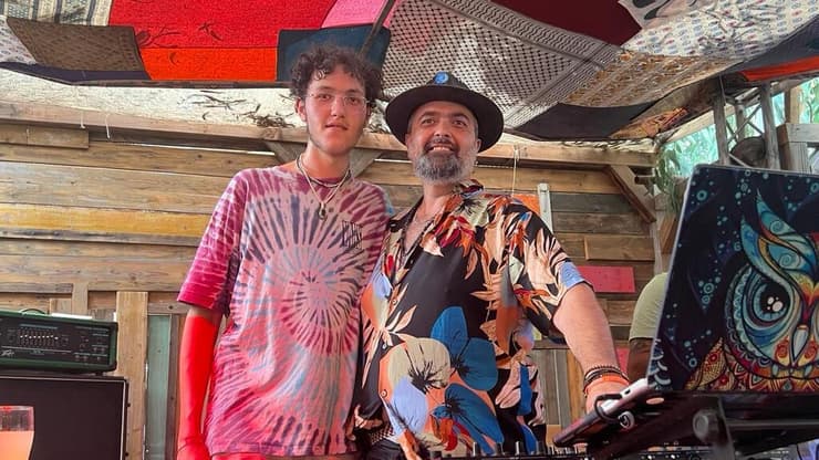 לאור אברמוב ז"ל ואביו דוד, די ג'יי דרוויש