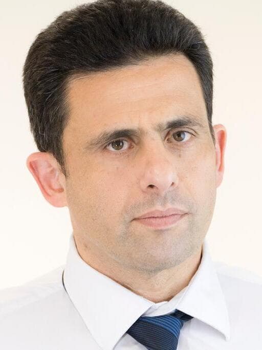 פרופ' רון שפירא