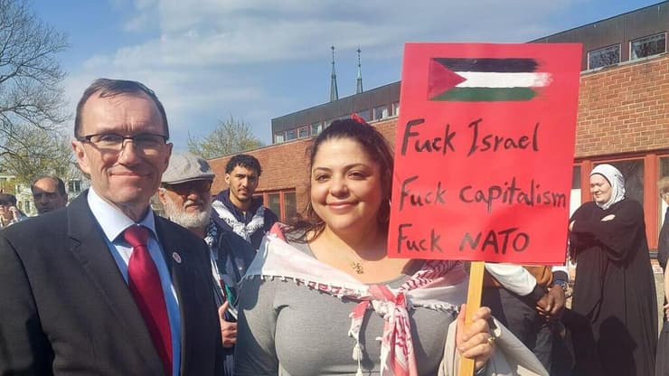 "Fuck Israel". שר החוץ הנורבגי לצד בת של מחבל שרצח יהודים שר החוץ של נורבגיה אספן בארת איידה