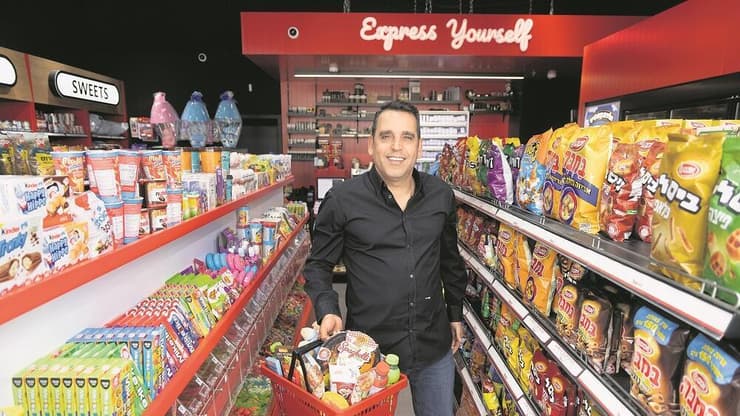 אסף קמרי, אחד הבעלים של "סבן אקספרס" (צילום: אביגיל עוזי) אסף קמרי, אחד הבעלים של "סבן אקספרס"