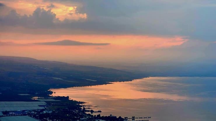 זריחה בגן הלאומי ארבל