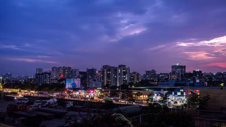 הודו (צילום: Dinesh Hukmani / Shutterstock) העיר פונה ב הודו אילוס ארכיון