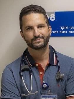 ד"ר רועי צוקר, מנהל תחום רפואת להט"ב, איכילוב, 