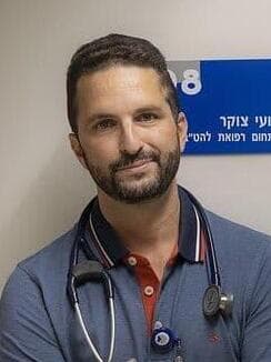 ד"ר רועי צוקר, מנהל תחום רפואת להט"ב, איכילוב, 