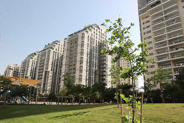 מתחם 1200 בהוד השרון (צילום: יריב כץ) מתחם 1200 בהוד השרון