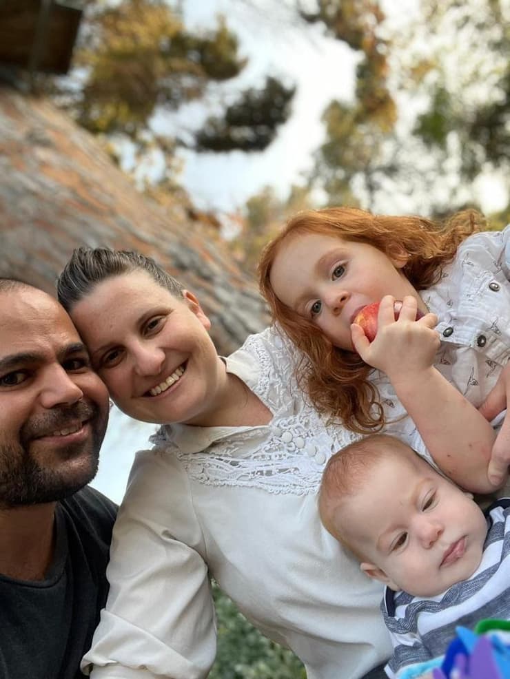 משפחת ביבס חוגגת את שבועות אשתקד