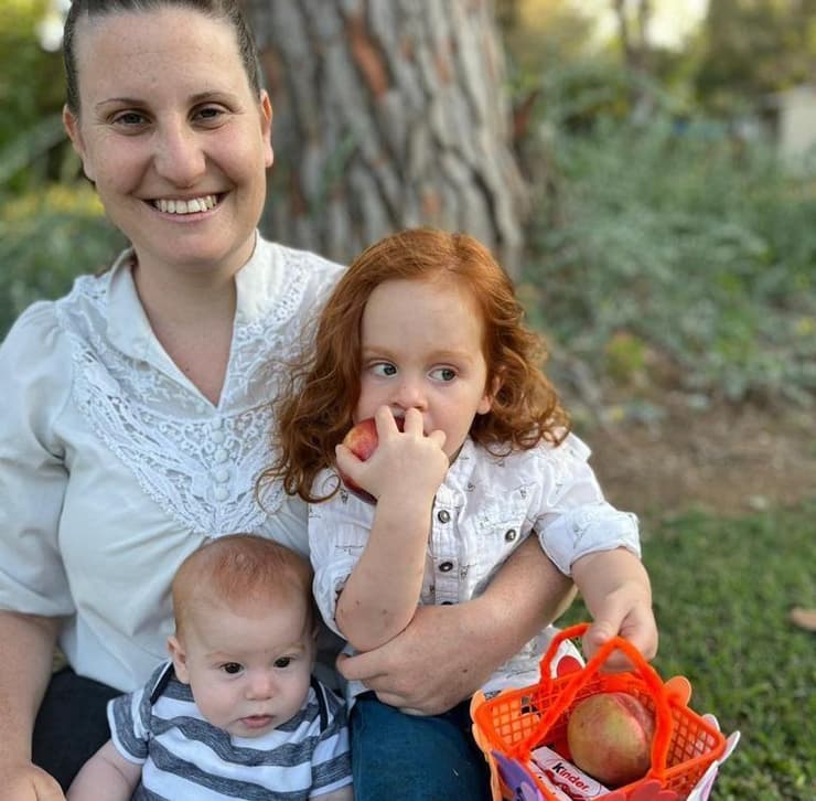 משפחת ביבס חוגגת את שבועות אשתקד