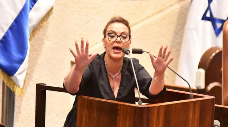 גלית דיסטל אטבריאן (צילום: רפי קוץ) גלית דיסטל אטבריאן