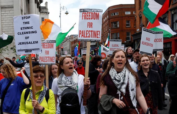 מחאות פרו-פלסטיניות "להפסיק את חימוש ישראל" בדבלין אירלנד
