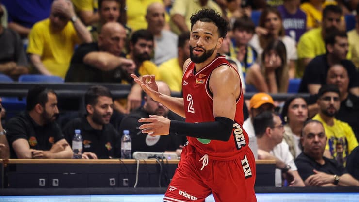 מכבי ת"א הפועל ת"א משחק 3