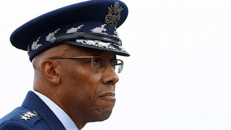 צ'רלס בראון. דיבר על רצח ג'ורג' פלויד בפומבי (צילום:רויטרס, Evelyn Hockstein) צ'רלס "סי קיו" בראון הרמטכ"ל החדש של ארה"ב ראש המטות המשולבים