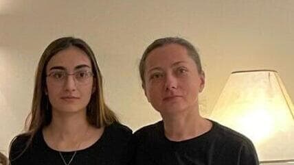 שרה נתניהו נפגשה עם אימהות התצפיתניות החטופות בעזה