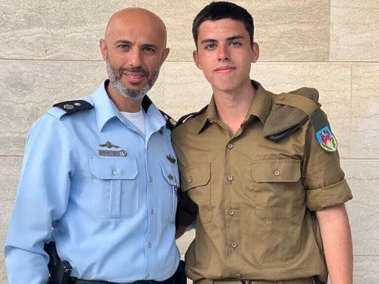 טל דוידוב עם אביו ג'י אר ז"ל 