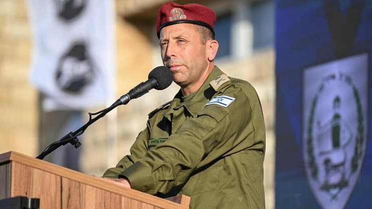 מתנחלים ניסו לתקוף אותו, הוא הזעיק משטרה. קריאות "בוגד" נגד האלוף אבי בלוט בחברון (צילום: דובר צה"ל) אבי בלוט