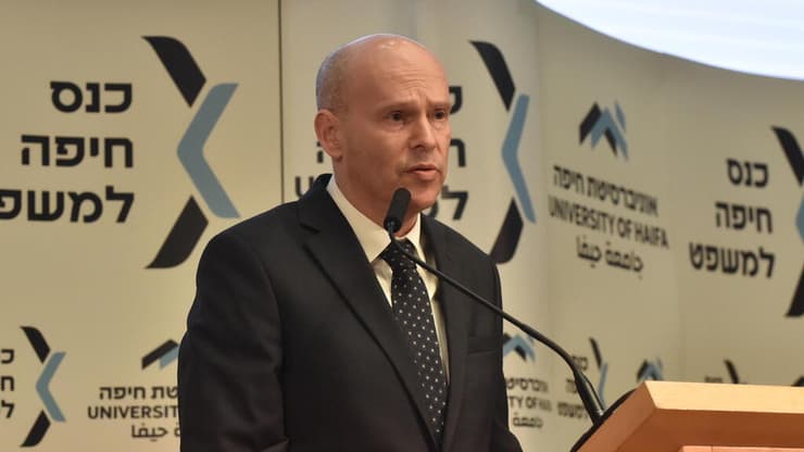 פרקליט המדינה עמית איסמן (צילום: שרון צור ) עו"ד עמית איסמן