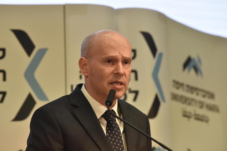 עו"ד עמית איסמן