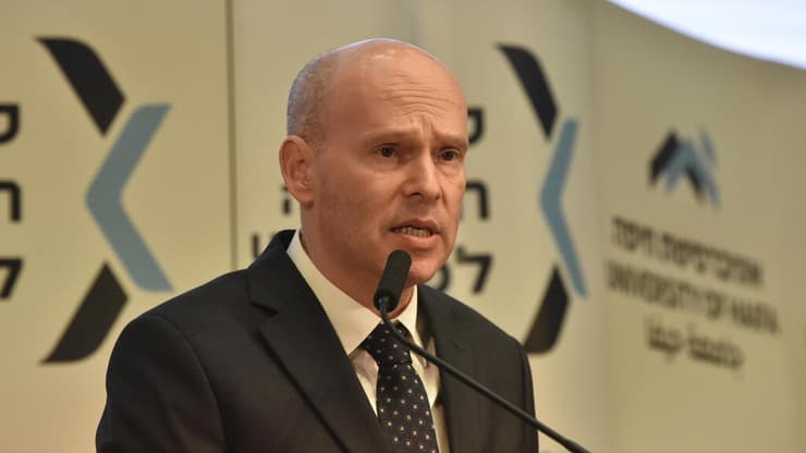 עו"ד עמית איסמן