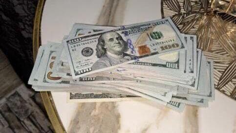 הכסף והתחמושת שנתפסו אצל המחבלים