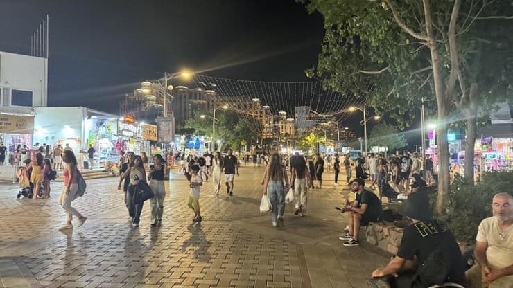 הטיילת באילת