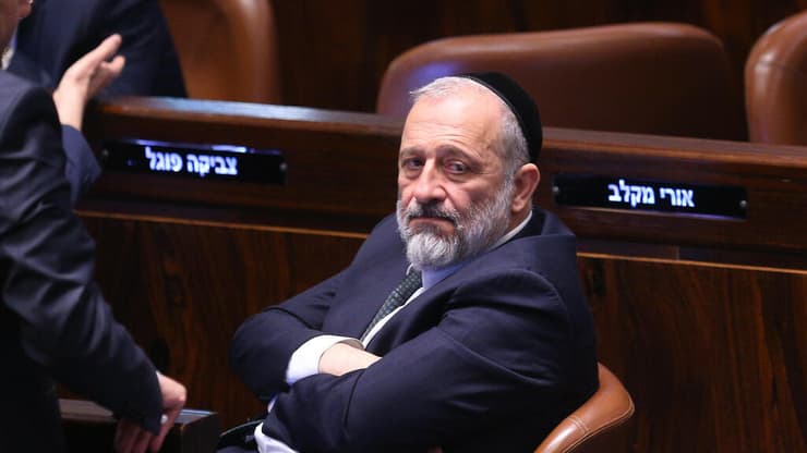 אריה דרעי