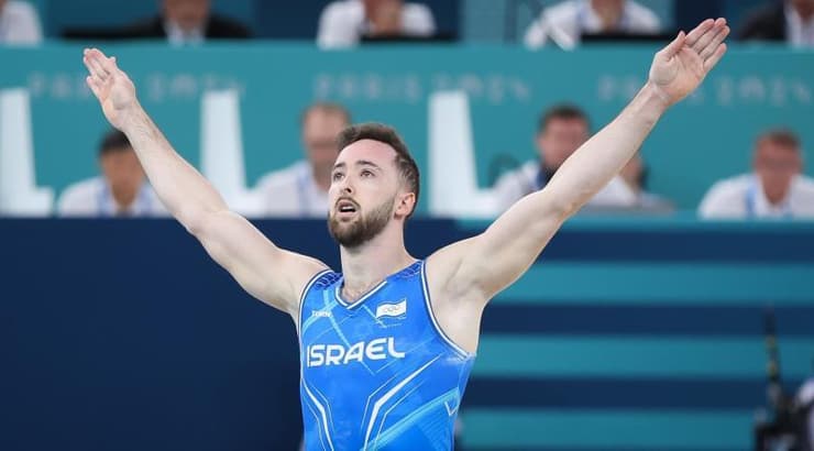 ארטיום דולגופיאט