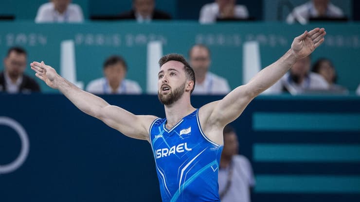 ארטיום דולגופיאט