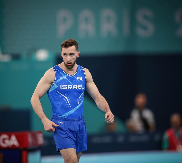 ארטיום דולגופיאט