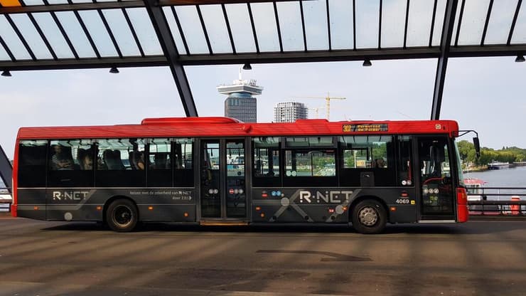 אוטובוס של חברת הבת ההולנדית של אגד (EBS)