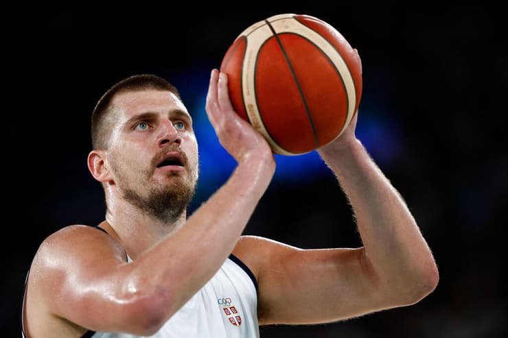 ניקולה יוקיץ' סרביה